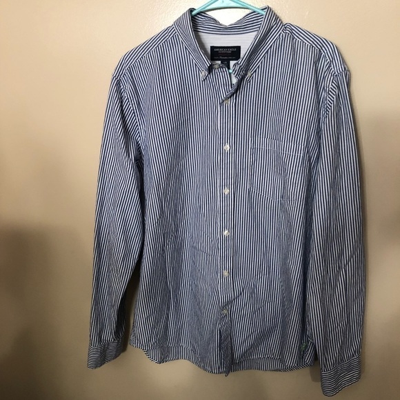 American Eagle Mens Denim Blue/White Striped Athletic Fit Button Down Sz L - Picture 1 of 7